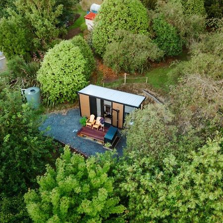 Tranquility Tiny House By Tiny Away Villa Owaka Exterior photo