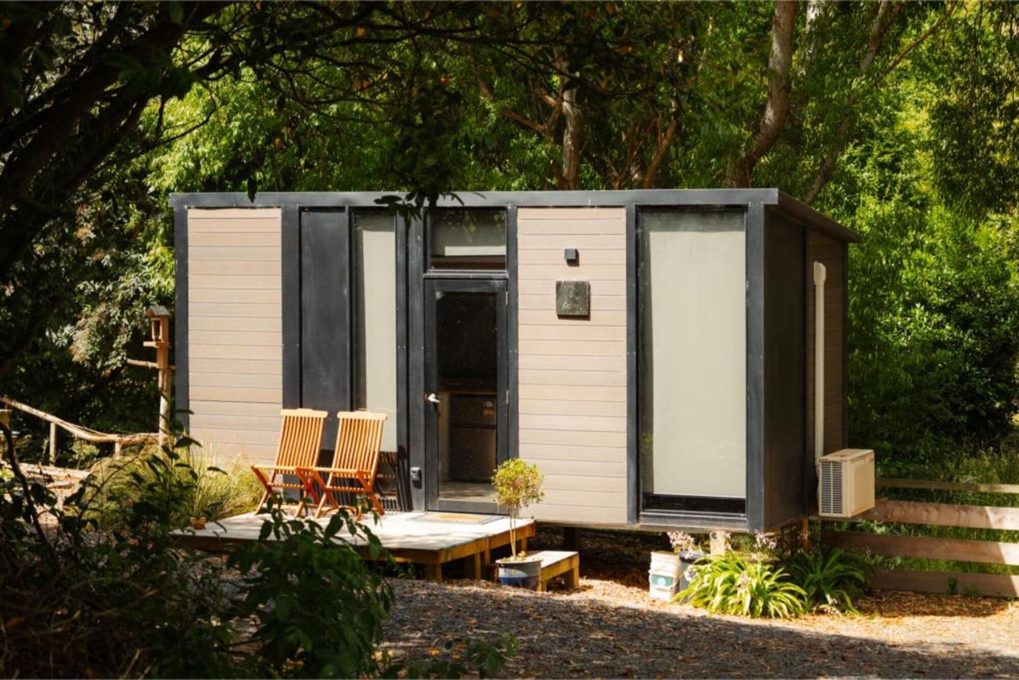 Tranquility Tiny House By Tiny Away Villa Owaka Exterior photo